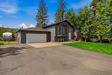 Look at this beautiful home in the Suncrest area of Nine Mile - photo 3