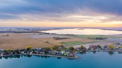 Lake Poinsett Home For Sale in Arlington South Dakota