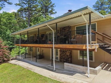 Escape to the peaceful beauty of Fairfield Bay in this furnished - photo 3