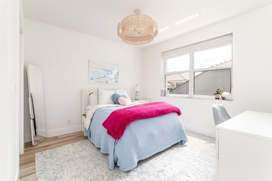 Beautifully renovated and move-in ready, this 5-bedroom, 4-bath - photo 13