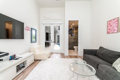 Beautifully renovated and move-in ready, this 5-bedroom, 4-bath - photo 17