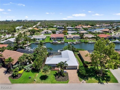 Caloosahatchee River Home For Sale in Fort Myers Florida