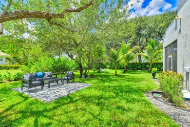 Welcome to this beautiful, inviting , turnkey home featuring new - photo 25