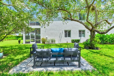 Welcome to this beautiful, inviting , turnkey home featuring new - photo 27