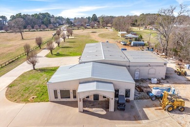 SPECTACULAR LUXURY ESTATE with 9,442 total livable SQFT and - photo 33
