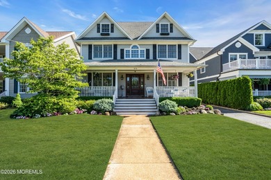 Offer accepted & in attorney review, no more showings as per - photo 4