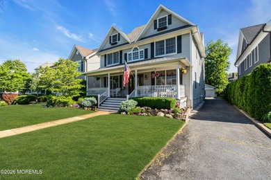 Offer accepted & in attorney review, no more showings as per - photo 9