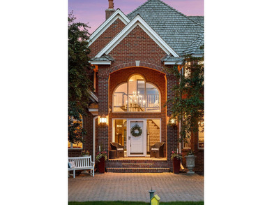 Welcome to 10 Apple Orchard Court in Dellwood's prestigious Pine - photo 6