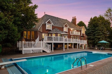 Welcome to 10 Apple Orchard Court in Dellwood's prestigious Pine - photo 9