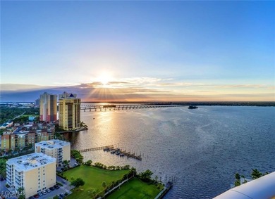 Caloosahatchee River Condo For Sale in Fort Myers Florida