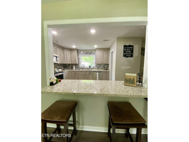 Price improvement! MOTIVATED SELLER! Peaceful farm living with - photo 11