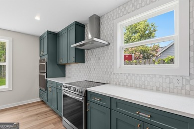 Welcome to Creekside at Sugarmill, where custom updates and - photo 12