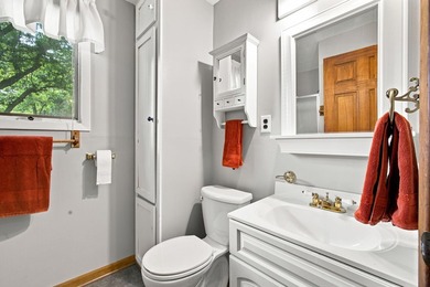 YOUR OWN LAKEFRONT SANCTUARY! Offering a much sought after - photo 25