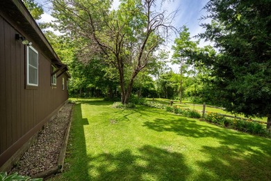 Looking for a beautiful and serene location overlooking nature - photo 29