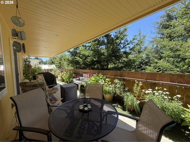 Built in 2018, this beautifully maintained custom home offers 1 - photo 34