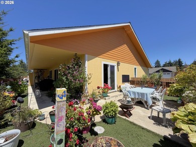 Built in 2018, this beautifully maintained custom home offers 1 - photo 38