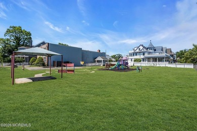 A rare opportunity you may never see again... one half acre of - photo 4
