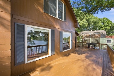 YOUR OWN LAKEFRONT SANCTUARY! Offering a much sought after - photo 49
