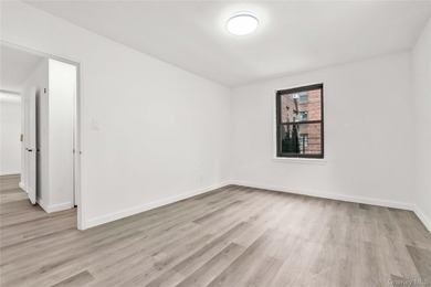 North Flushing - Fully Renovated 1-Bedroom Co-op; Move right - photo 9