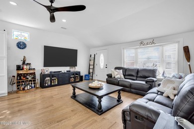 Waterfront Living Reimagined - Under $1Mpletely remodeled top to - photo 3