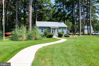 ATTENTION: Stunning Coastal Retreat with Breathtaking Chesapeake - photo 17