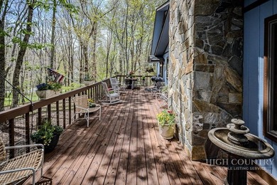 This meticulously maintained 2BR/2BA home offers easy - photo 31