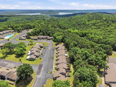 Beautifully updated and fully furnished 2BR/1.5BA Lakewood Hills - photo 2