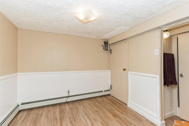 Exceptional investment or owner-occupant opportunity in the - photo 10