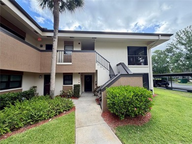 Lake Tarpon Condo Sale Pending in Palm Harbor Florida