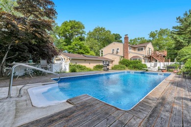 Large Colonial in South Oakdale. Amazing location. 4 Brs, 4.5 - photo 10