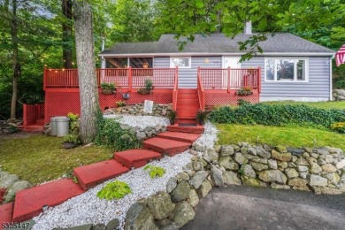 Cupsaw Lake Home Sale Pending in Ringwood New Jersey