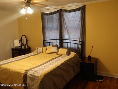 Priced to sell! As -is! $129.900 Just 4 blocks from the beach - photo 11