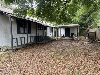 Priced to sell! As -is! $129.900 Just 4 blocks from the beach - photo 19