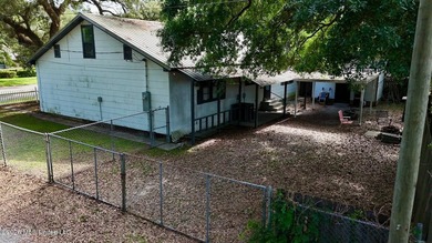 Priced to sell! As -is! $129.900 Just 4 blocks from the beach - photo 20