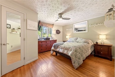 **BACK ON MARKET! Act fast before it's gone again! No delayed - photo 22