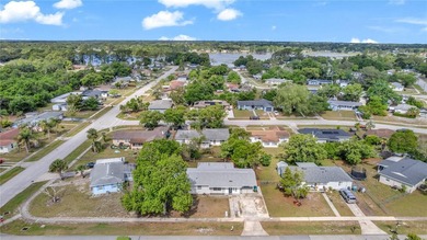 Beautifully updated home in the heart of Deltona! This move-in - photo 27