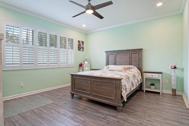 Endless natural light and low maintenance single-level living - photo 10