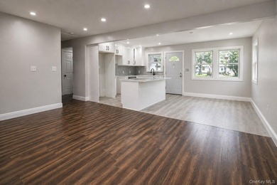 Welcome home to this Brand New beautifully fully renovated home - photo 3
