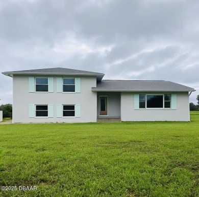 (private lake, pond, creek) Home For Sale in Daytona Beach Florida