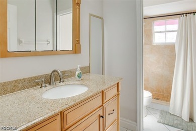A beautiful home, ready for immediate move-in, featuring - photo 8
