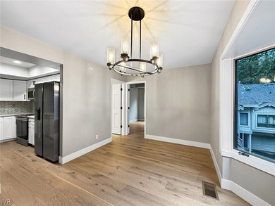 Exceptional remodeled end-unit with premier Championship Golf - photo 3