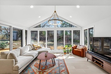 This stunning Mid-Century Modern residence is a professional's - photo 3