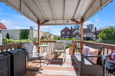 Welcome to this beautifully maintained 3-bedroom, 1.5-bath gem - photo 16