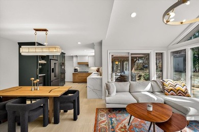 This stunning Mid-Century Modern residence is a professional's - photo 10
