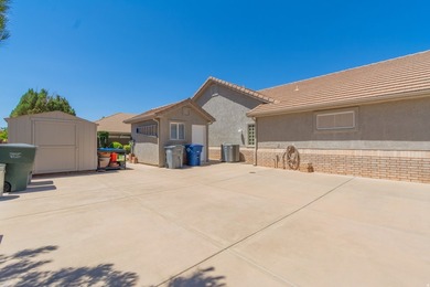 Gorgeous, immaculately maintained home with all main level - photo 21