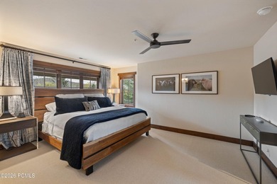 There aren't many homes where you can watch a golf shot land - photo 30