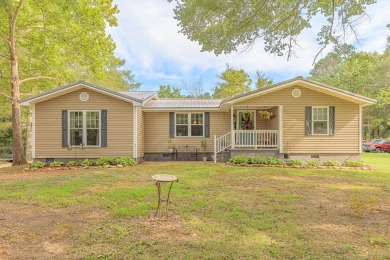 Lake Home For Sale in Lafayette, Georgia
