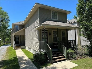 Lake Pontchartrain Townhome/Townhouse For Sale in Mandeville Louisiana