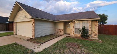 Lake Vilbig Home For Sale in Irving Texas