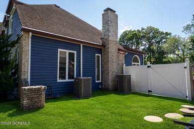 Welcome to 1908 Kenilworth Court, nestled on a quiet cul-de-sac - photo 9